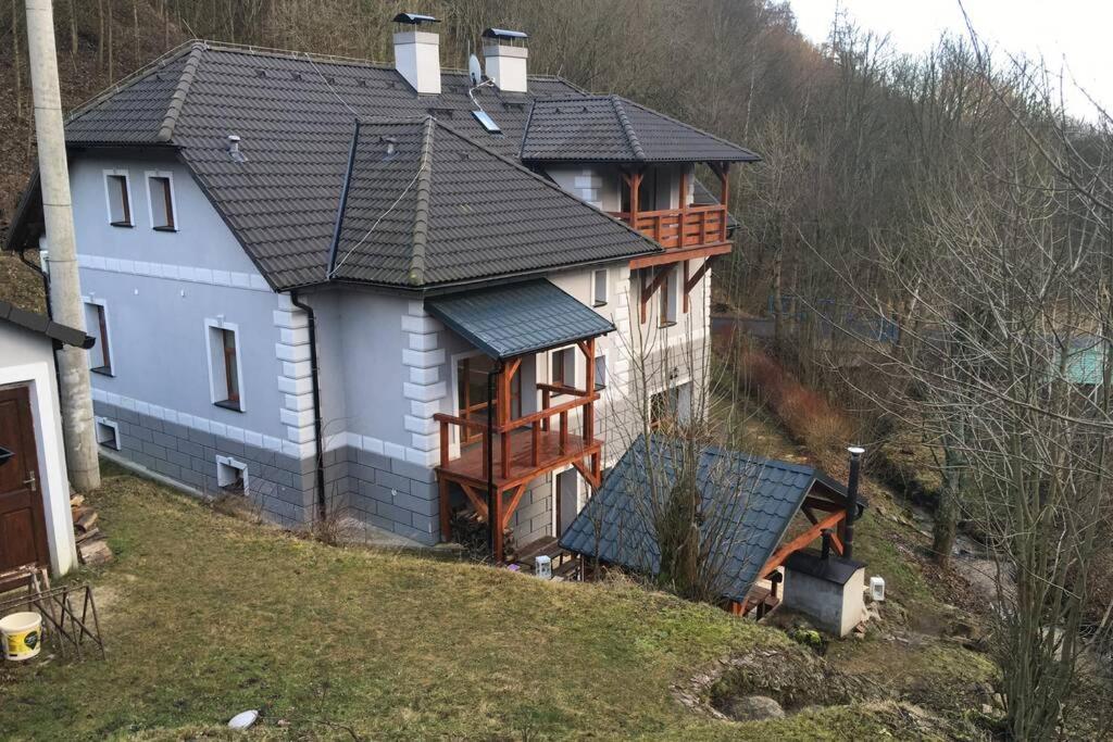 Villa Vykmanov Medenec Exterior foto